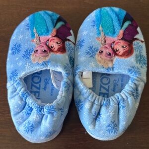 Disney Frozen Blue Girls' Plush Character Footie Slippers